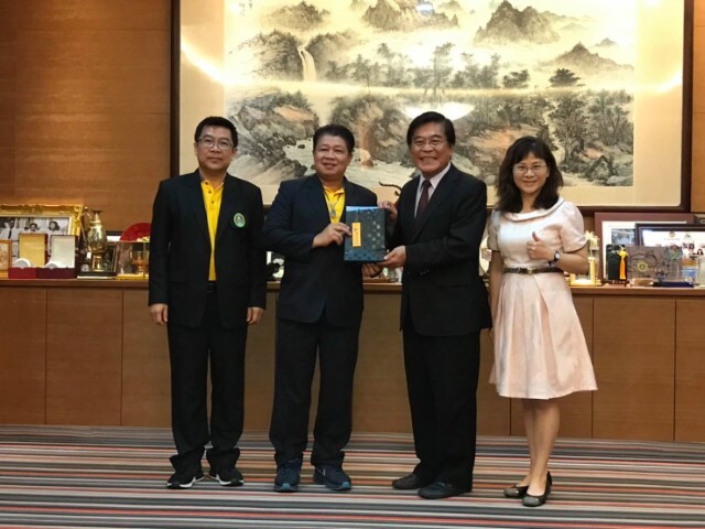 雙方代表合照圖片