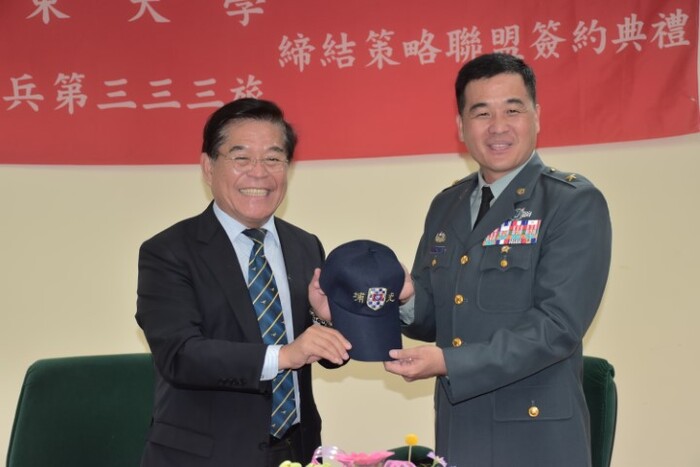 2018.3.28與陸軍機械化步兵第三三三旅簽署策略聯盟圖片